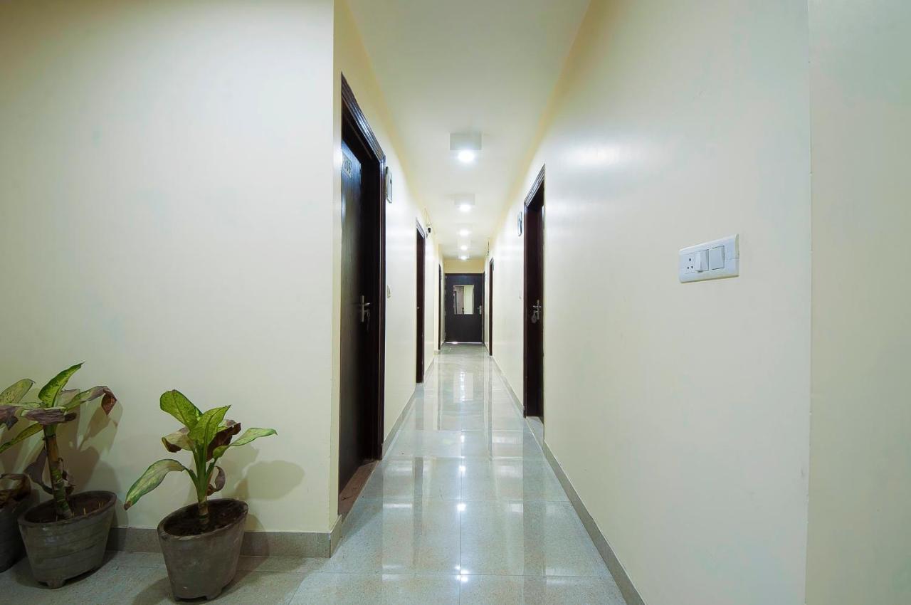 The Alpino Hotel New Delhi Eksteriør billede