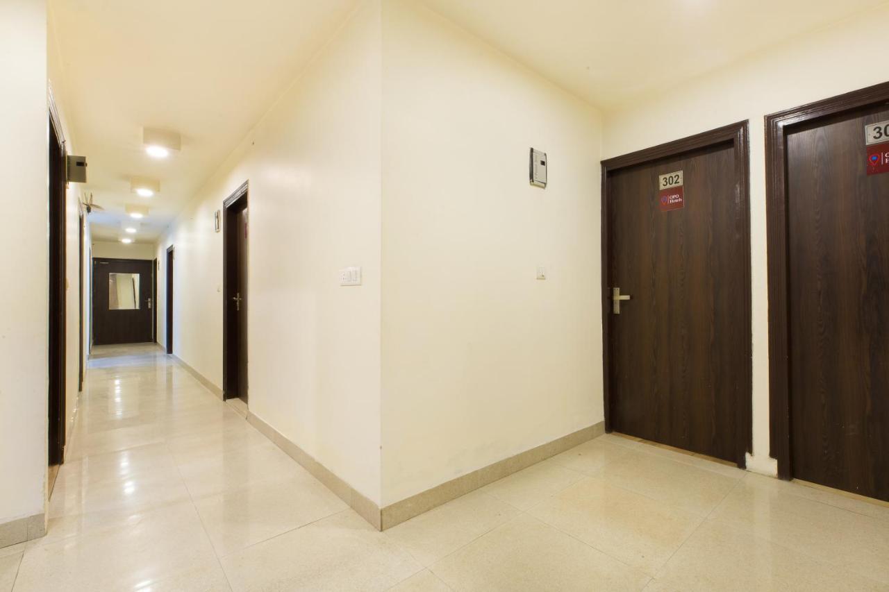 The Alpino Hotel New Delhi Eksteriør billede
